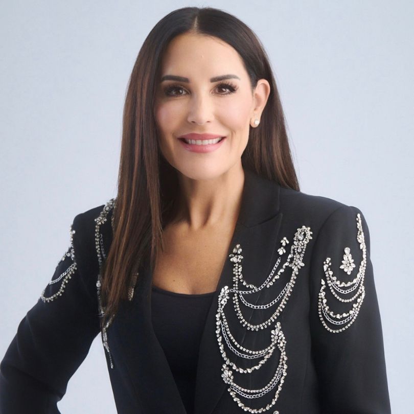 kimmi ragone headshot smiling
